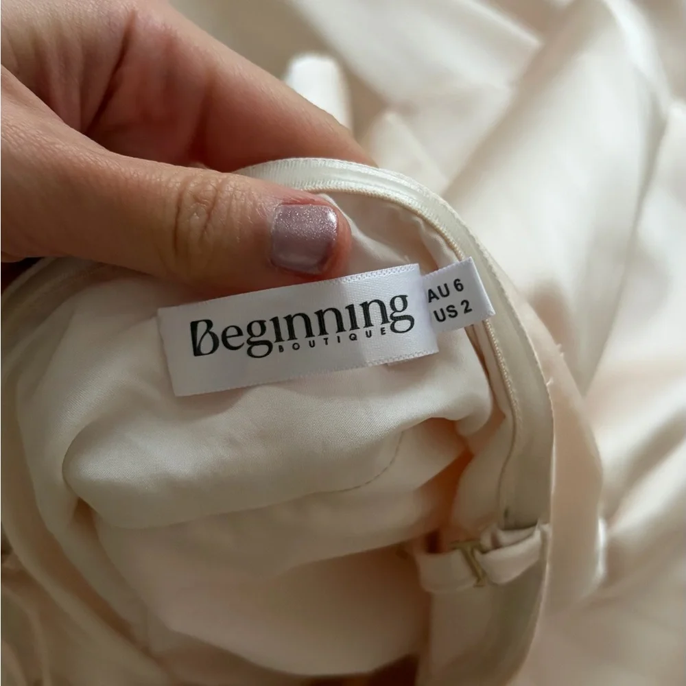 Beginning Boutique - cream satin mini dress - US 2 - Picture 4 of 6